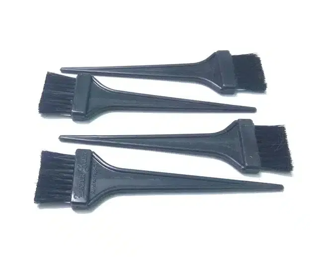 Plastic Hair Dye Brushes, Pack of 4, Black