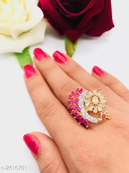 Fashionable Ring for Women (Silver, Free Size)