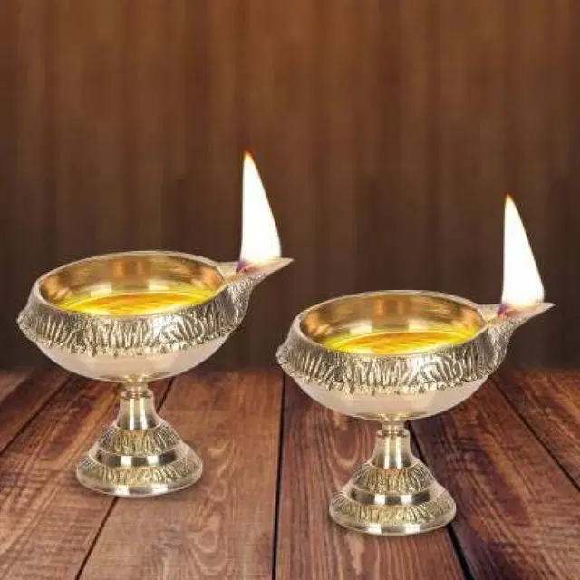 Heaven Decor Small Brass Kuber Deepak Diya Oil Lamp For Puja, Pack of 2, A028