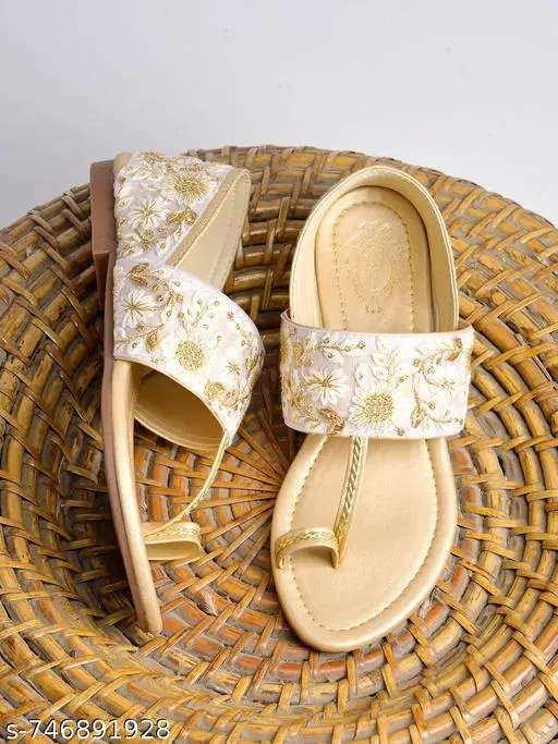 Shoetopia Flat Cream Embellished Size 7.0