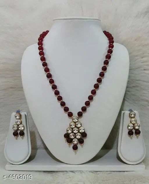 Women'S Alloy Gold Plated Jewellery Set, Maroon