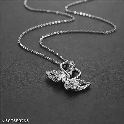 Sizzling Bejeweled Pendants & Lockets