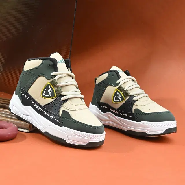 Sneakers for Boys, Black (12 C)