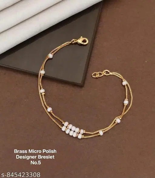 Stylish Bracelet for Women (Gold, Free Size)