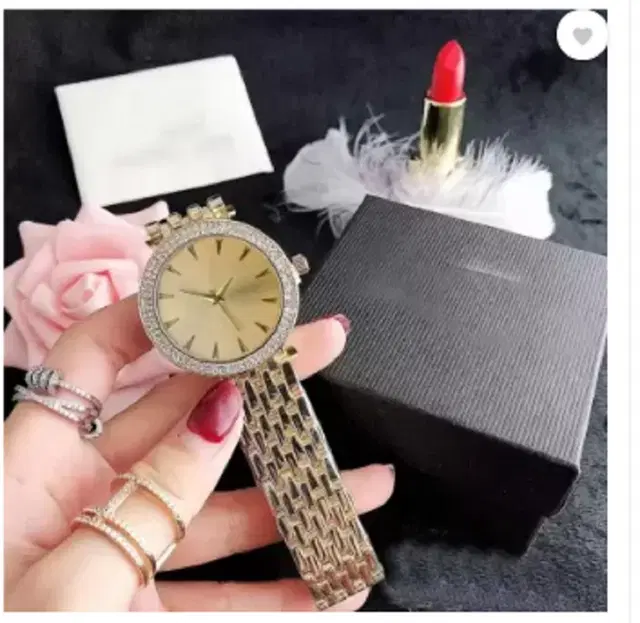 Analog Watch for Women (Gold)