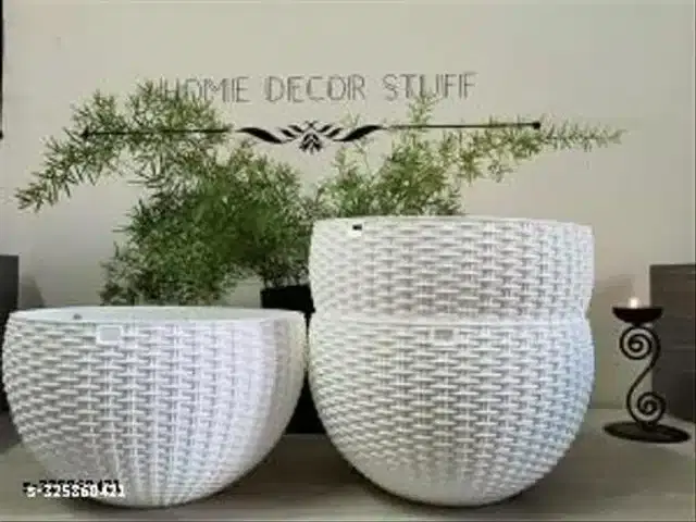 Hanging Flower Pots with Metal Chain, White, Pack of 3