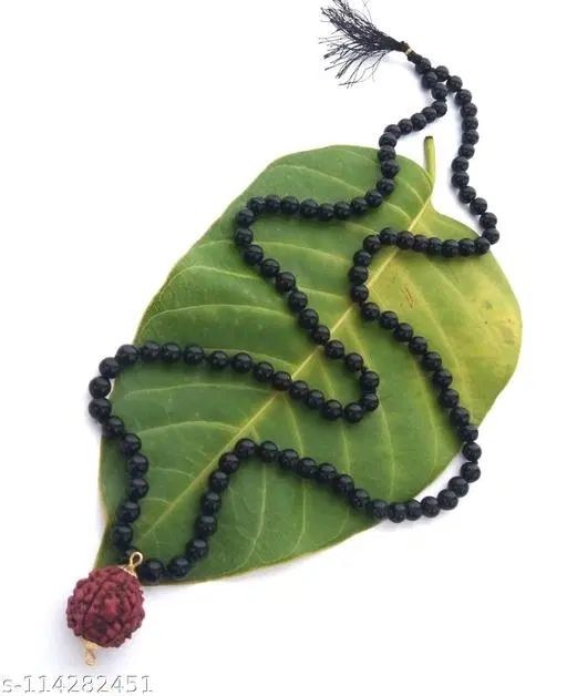 Rudraksh Locket with Black Hakik Mala for Men (Black)
