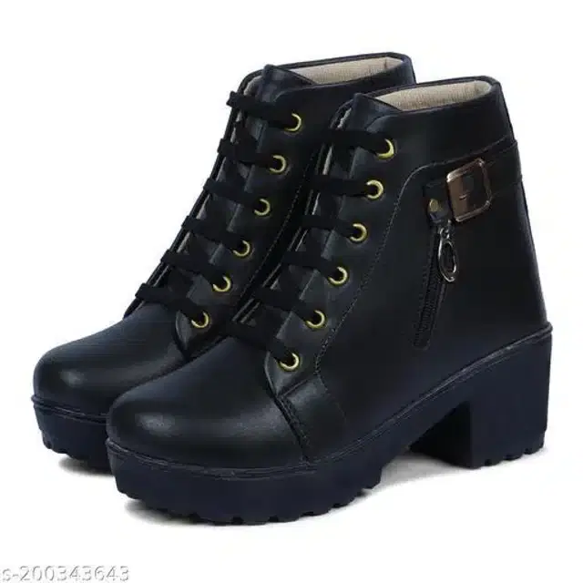Boots for Women (Black, 6)