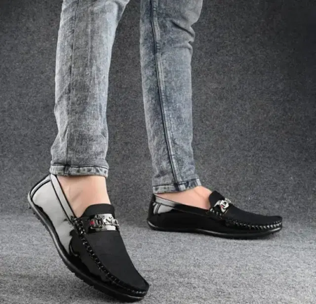Loafers for Men (Black, 6)