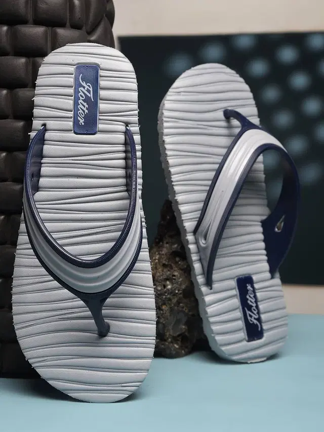 action Casual Flip Flops for Men (Grey, 6)