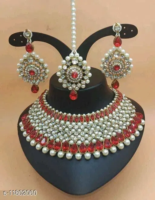 Elegant Alloy & Pearl Jewellery Sets