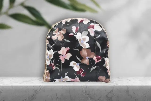 Canvas Jewellery Organizer Bag with 4 Pouches, Multicolour, Set of 1