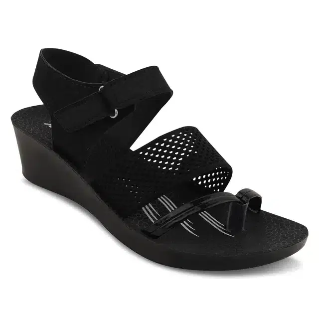 Casual Sandals for Women (Black, 4)