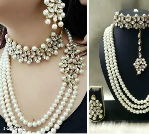 Elegant Pearl Jewellery Set