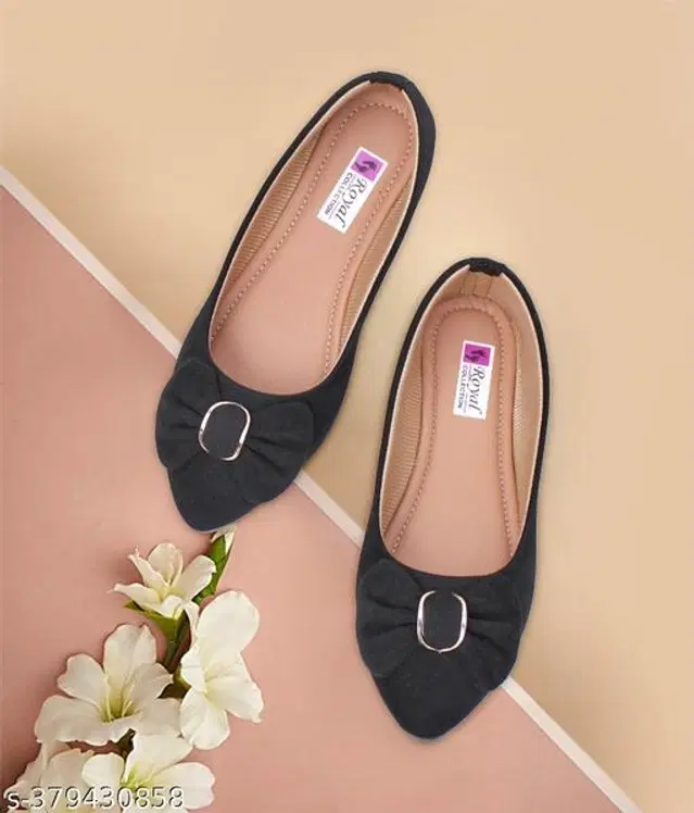 Juttis for Women (Black & Beige, 4)