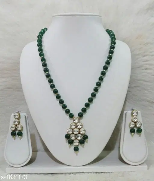 Women'S Alloy Gold Plated Jewellery Set, Green