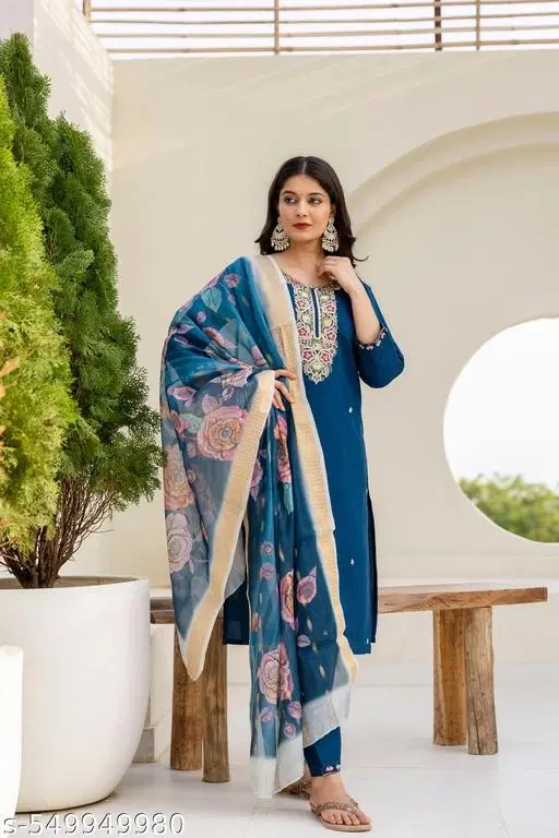 Fabulous Kurta Set for Women (Blue, S)