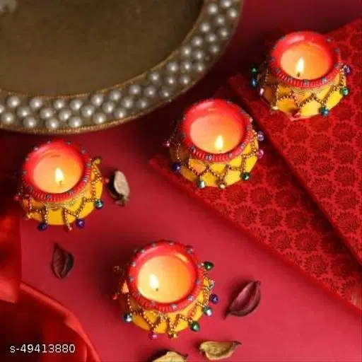 Handmade Matka Shape Candles for Home Decoration, Pack of 4