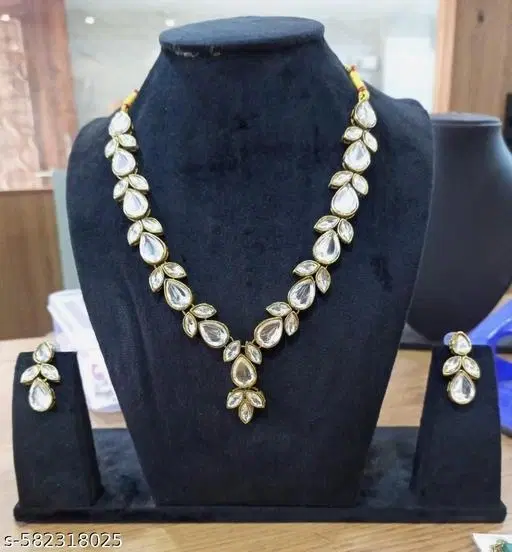 Kundan And Pearl Jewellery Set for Women & Girls, White