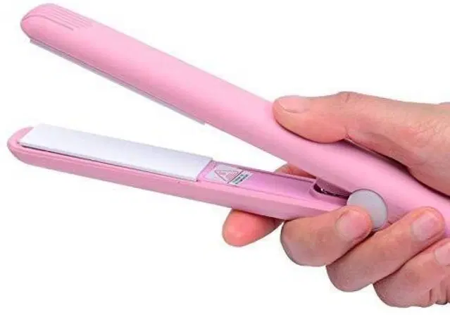 Portable Mini Ceramic Plate Hair Straightener , Pink, 1000 W