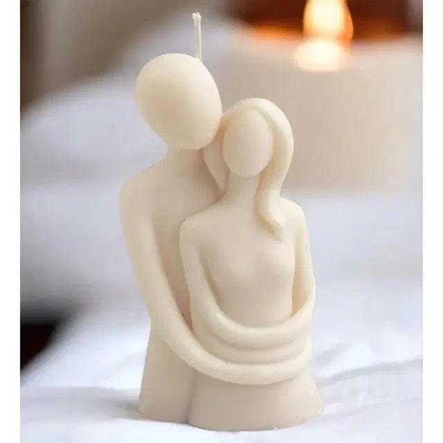 Scented Couple Decorative Candle