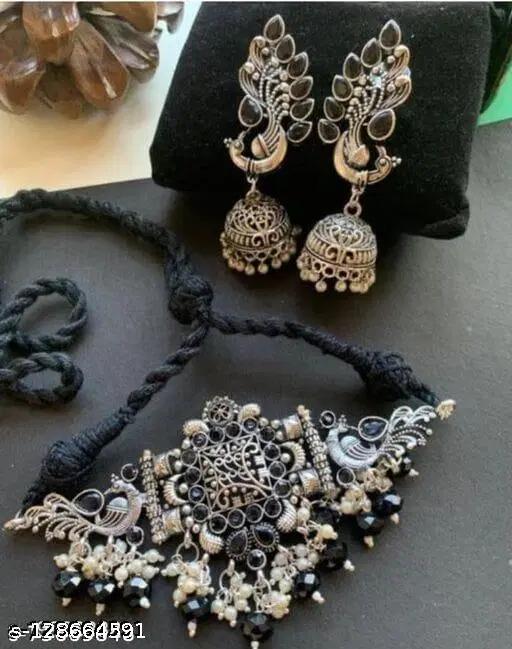 Fashionable Kundan Work Peacock Jewel Set