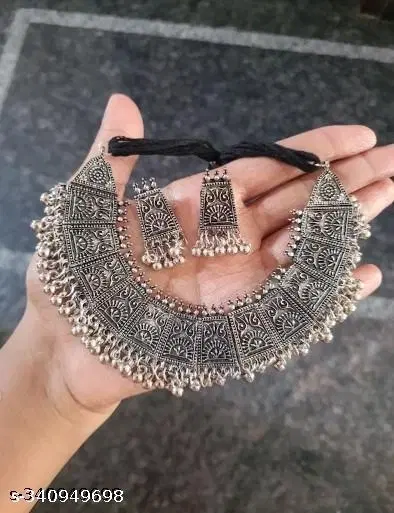 Fashionable Oxidised Silver Set