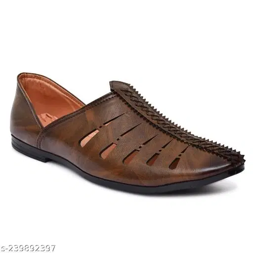 Juttis for Men (Brown, 6)