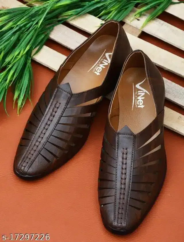 Juttis for Men (Dark Brown, 10)