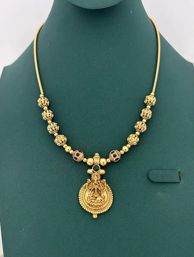 Zircon Gold-plated Jewellery Set for Women (Beige, Free Size)