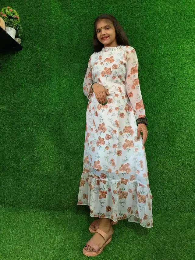 Full Sleeves Gown for Women (White, M)