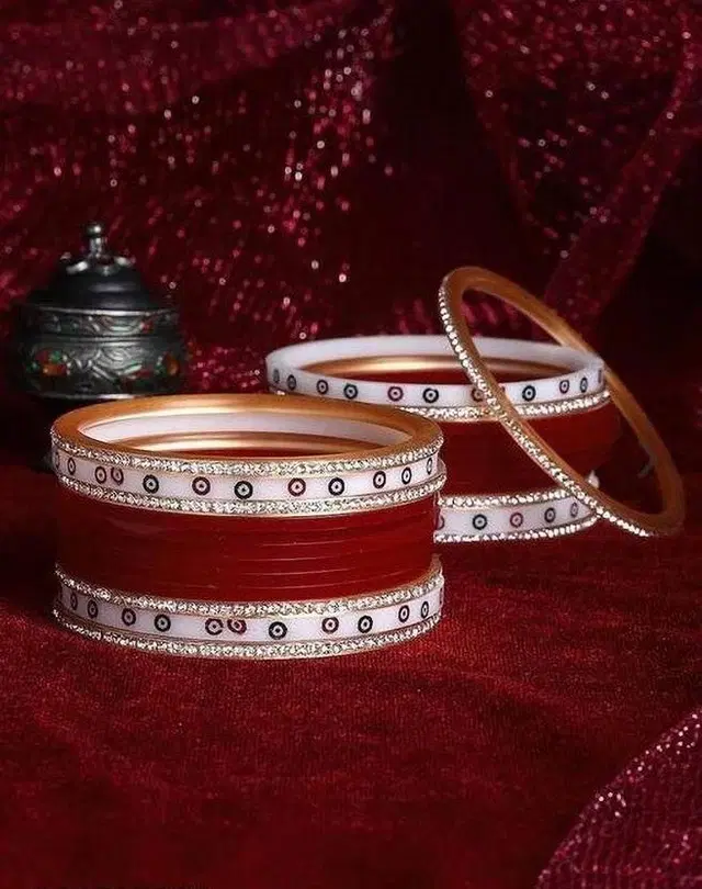 Plastic Traditional Stoned Chudha for Women, Red (2.4)