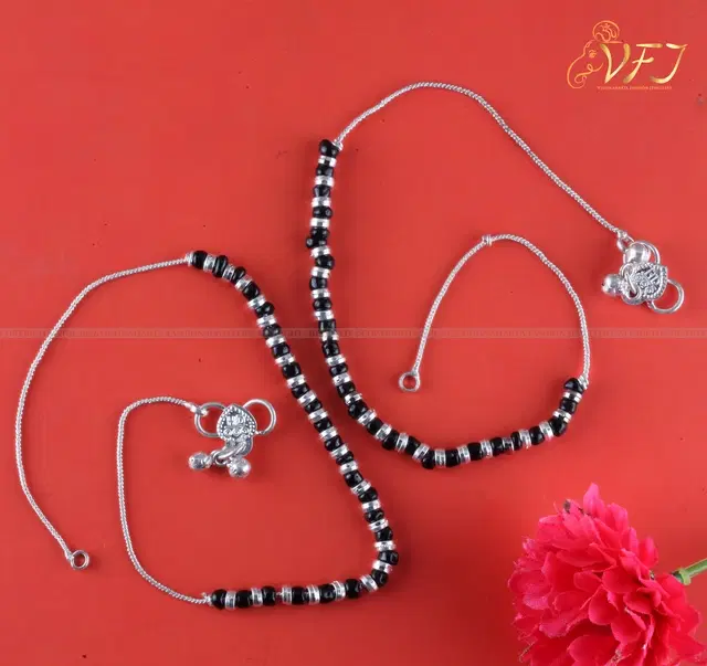 Brass Silver Plated Anklet for Women, Set of 1 (Silver)