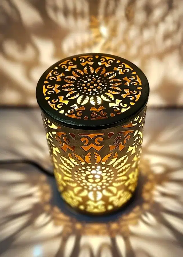 Metal Decorative Electric Moroccan-Style Oil Burner with Oil, 10 ml, Gold, Set of 1