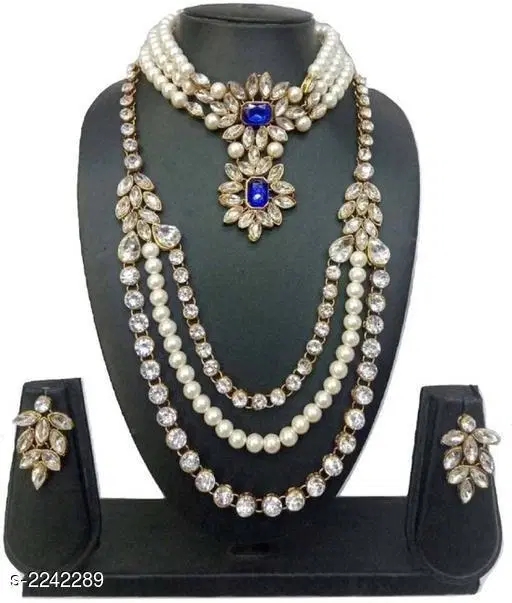 Elegant Pearl Jewellery Set