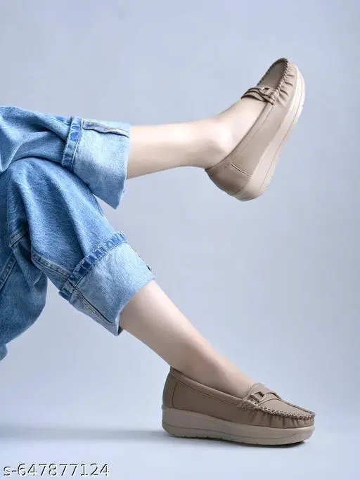 Shoetopia Loafers (Beige, IND-7)