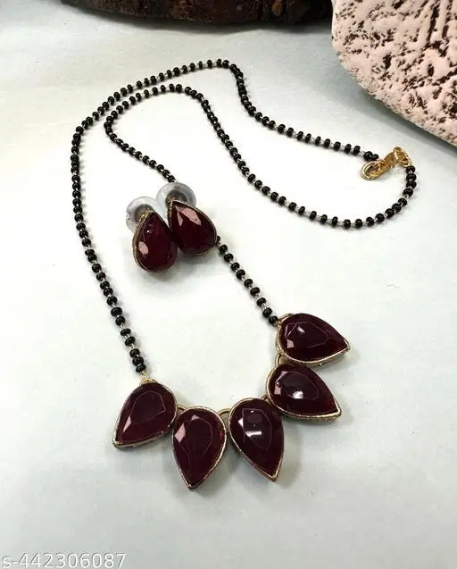 Alloy Mangalsutra With Earring for Women, Maroon