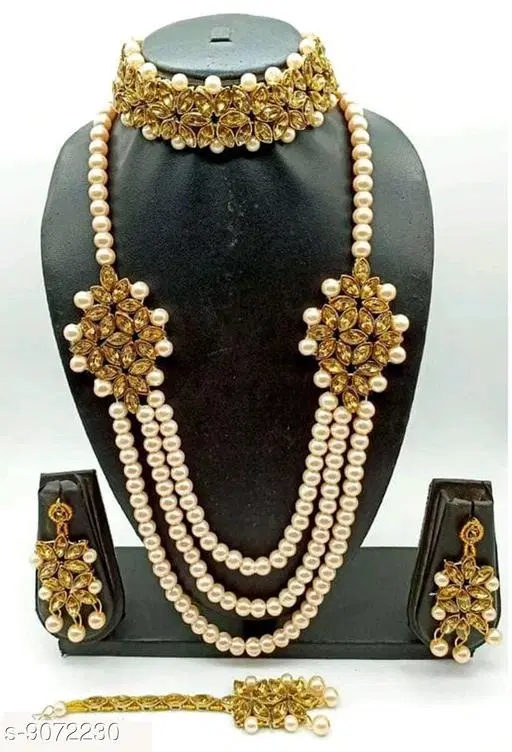 Elegant Alloy & Pearl Jewellery Sets