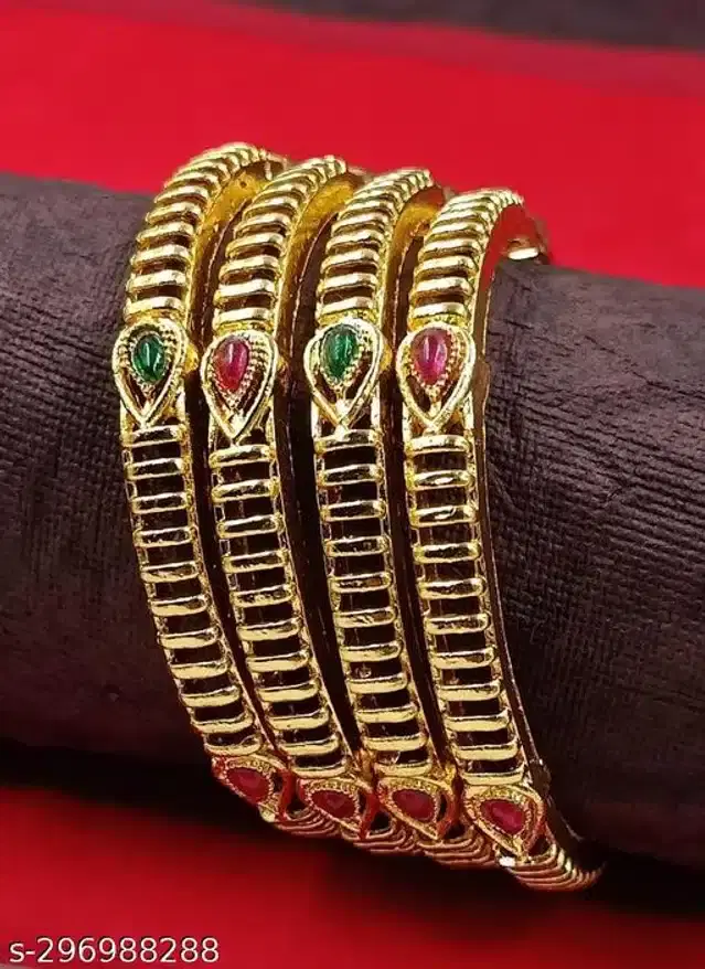 Trendy Bangles for Women (Gold, 2.8)