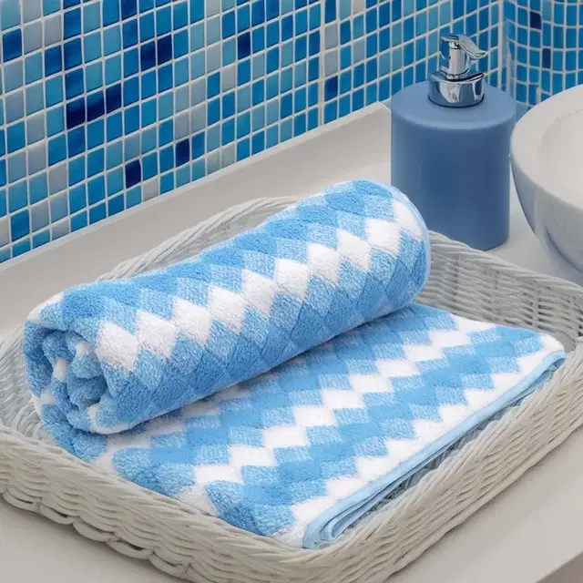 Safina Diamond Design Blue Bath Towel 68x135 cm Pack of 1