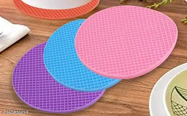 Ice Cube Trays, Green, Pack of 2