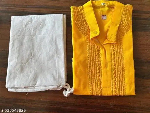 Chikankari Floral Embroidered Kurta Set for Men (M)