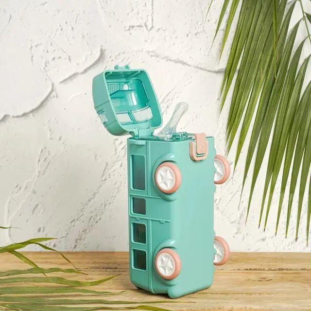 Plastic Bus Shape Sipper Bottle for Kids, Multicolor (1000 ml)