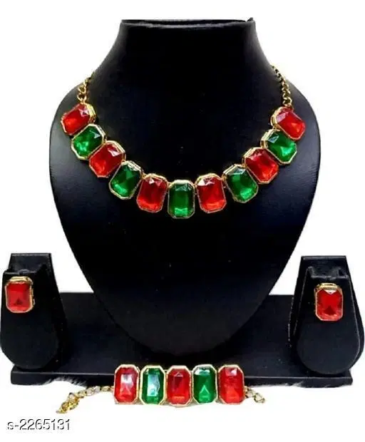 Vintage Alloy Jewellery Set