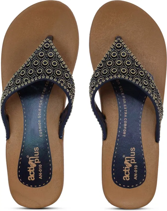 action Casual Slippers (Brown, 6)