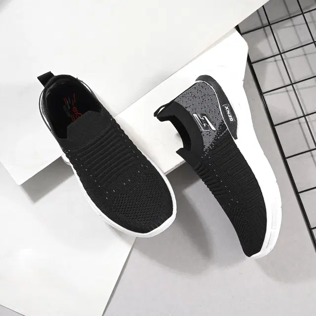 Casual Shoes for Boys, Black (11C)