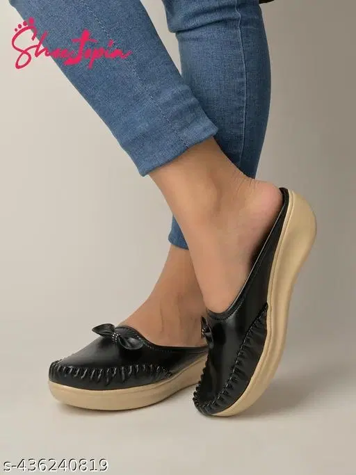 Solid Synthetic Loafers for Girls (Black, 3)