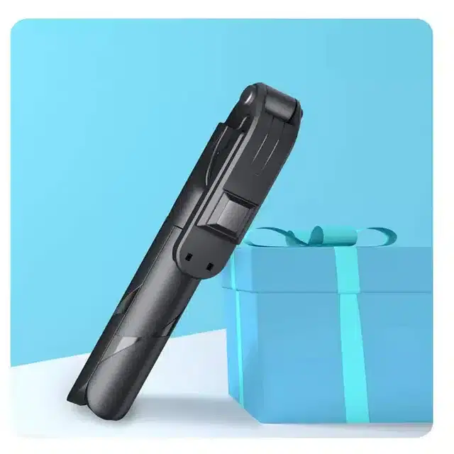 R1 Bluetooth Selfie Stick with Remote, Black