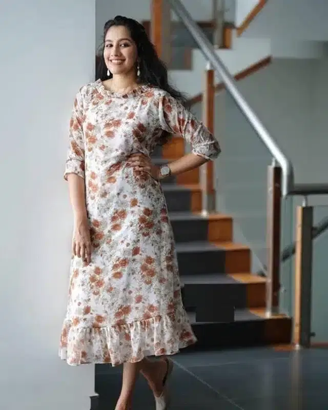 Women's Floral Print Flared Anarkali Gown (White, M)