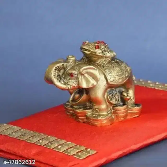 Elephant & Frog Showpieces, Gold